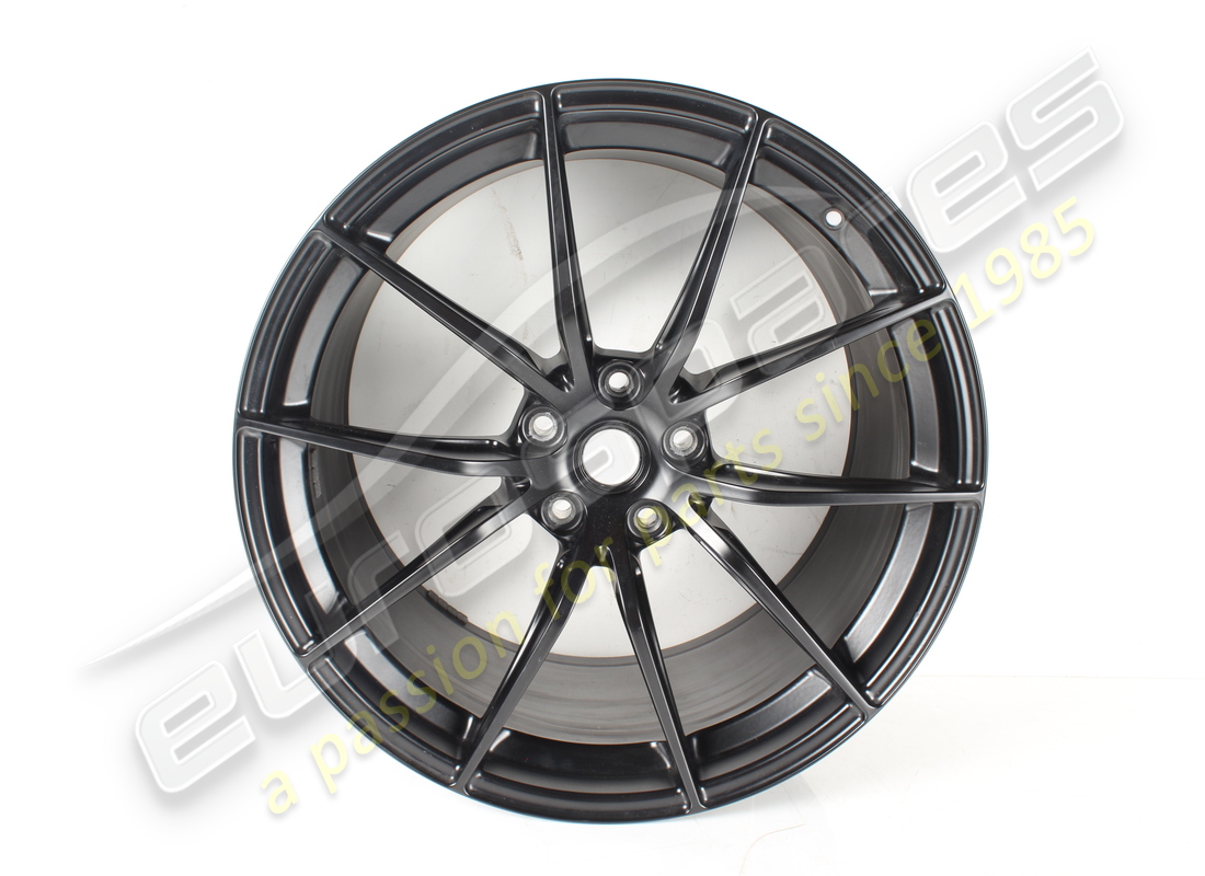 used ferrari rear wheel. part number 323895 (1)