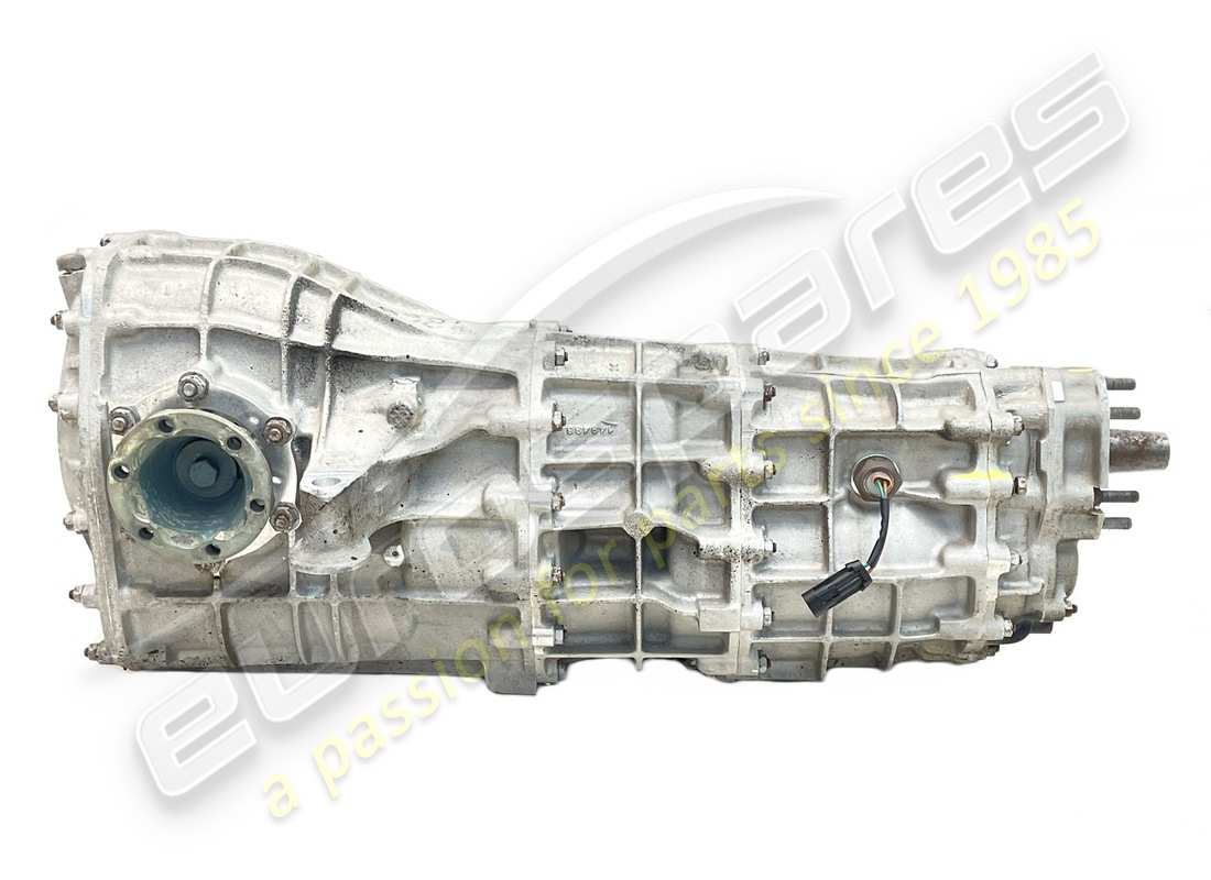 NEW (OTHER) FERRARI MANUAL GEARBOX COMPLETE 456GT. PART NUMBER 157958 (2) new (other) ferrari manual gearbox complete 456gt. part number 157958 (2)