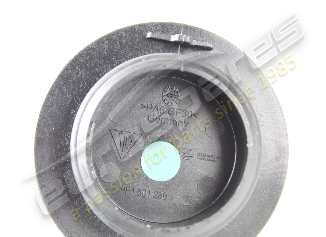 NEW PORSCHE HUB CAP MATT BLACK. PART NUMBER 9P1601349EOK1 (3) new porsche hub cap matt black. part number 9p1601349eok1 (3)