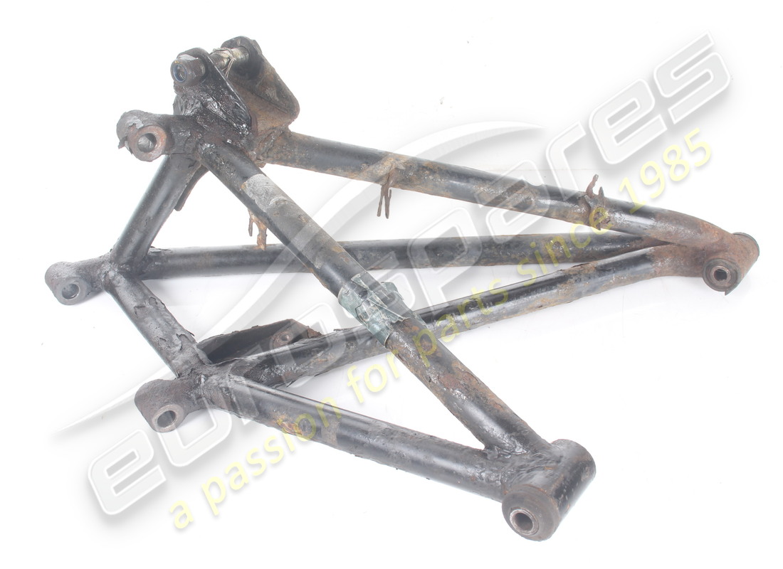 USED Maserati REAR SUSPENSION RH ARM . PART NUMBER 377000102 (1)