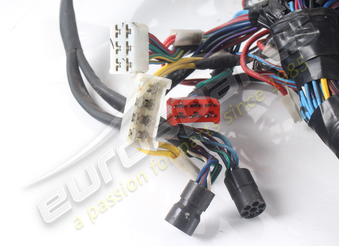 USED FERRARI DASHBOARD CABLES. PART NUMBER 61885800 (3) used ferrari dashboard cables. part number 61885800 (3)