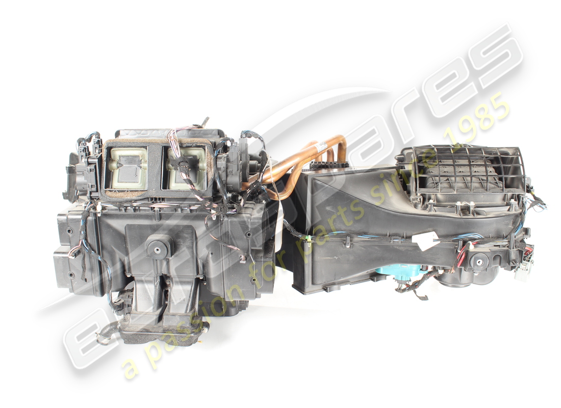 USED Ferrari COMPLETE AIR CONDITIONING UNIT . PART NUMBER 83391200 (1)