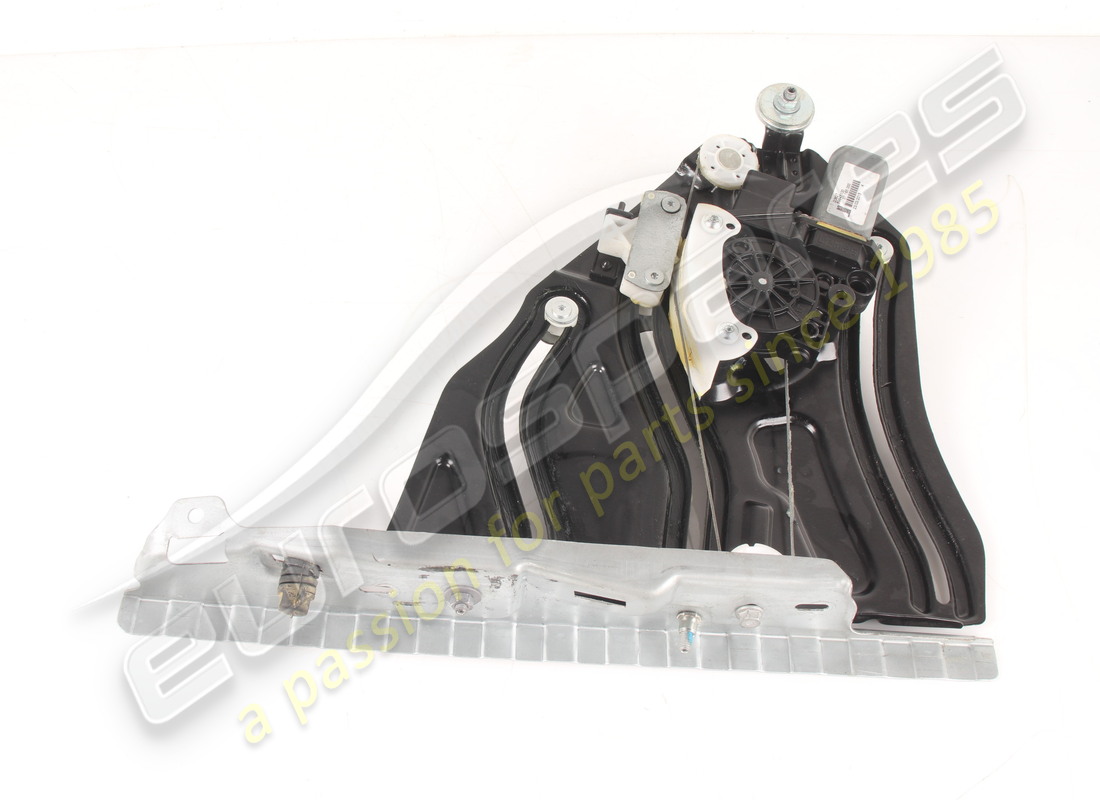 USED FERRARI REAR RH GLASS LIFT. PART NUMBER 69845100 (4) used ferrari rear rh glass lift. part number 69845100 (4)