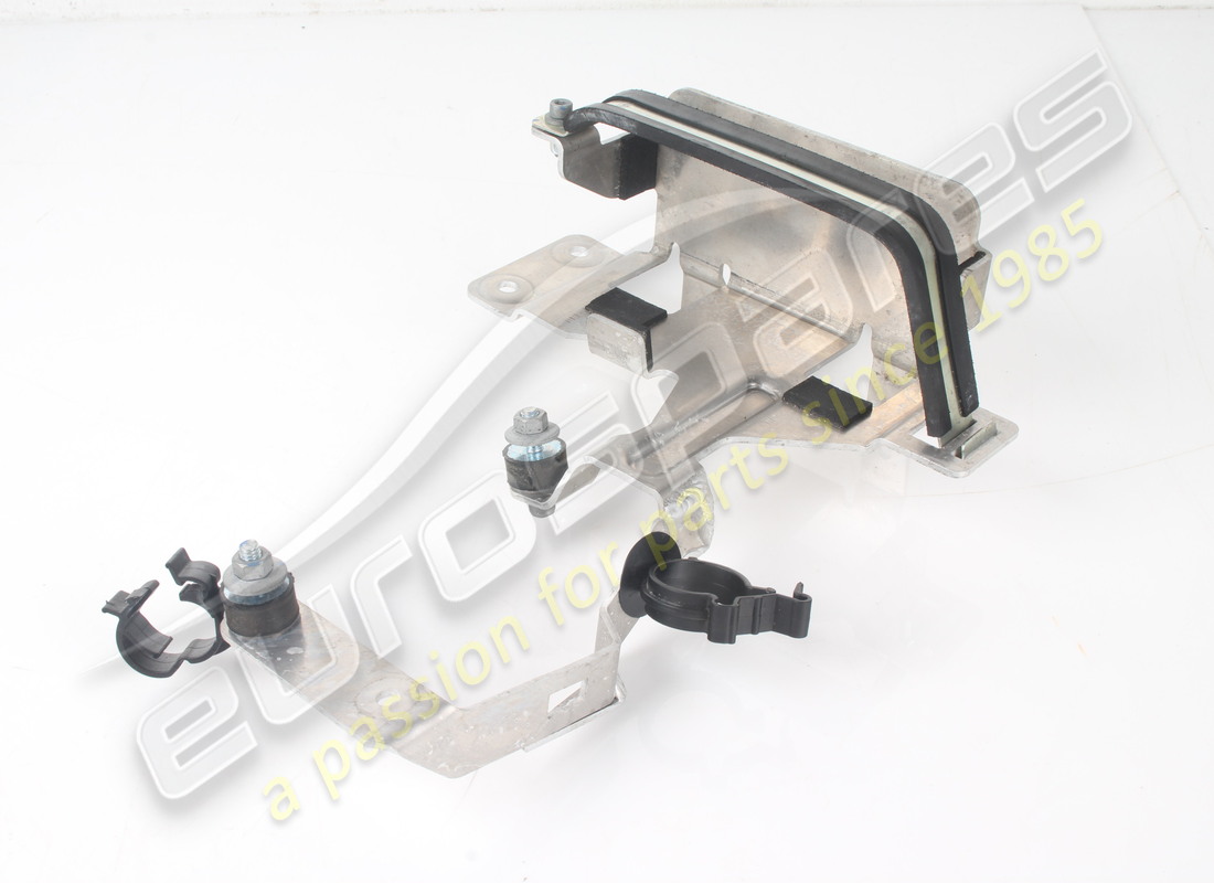 USED Ferrari STAFFA SOSTEGNO CHILLER . PART NUMBER 848233 (1)