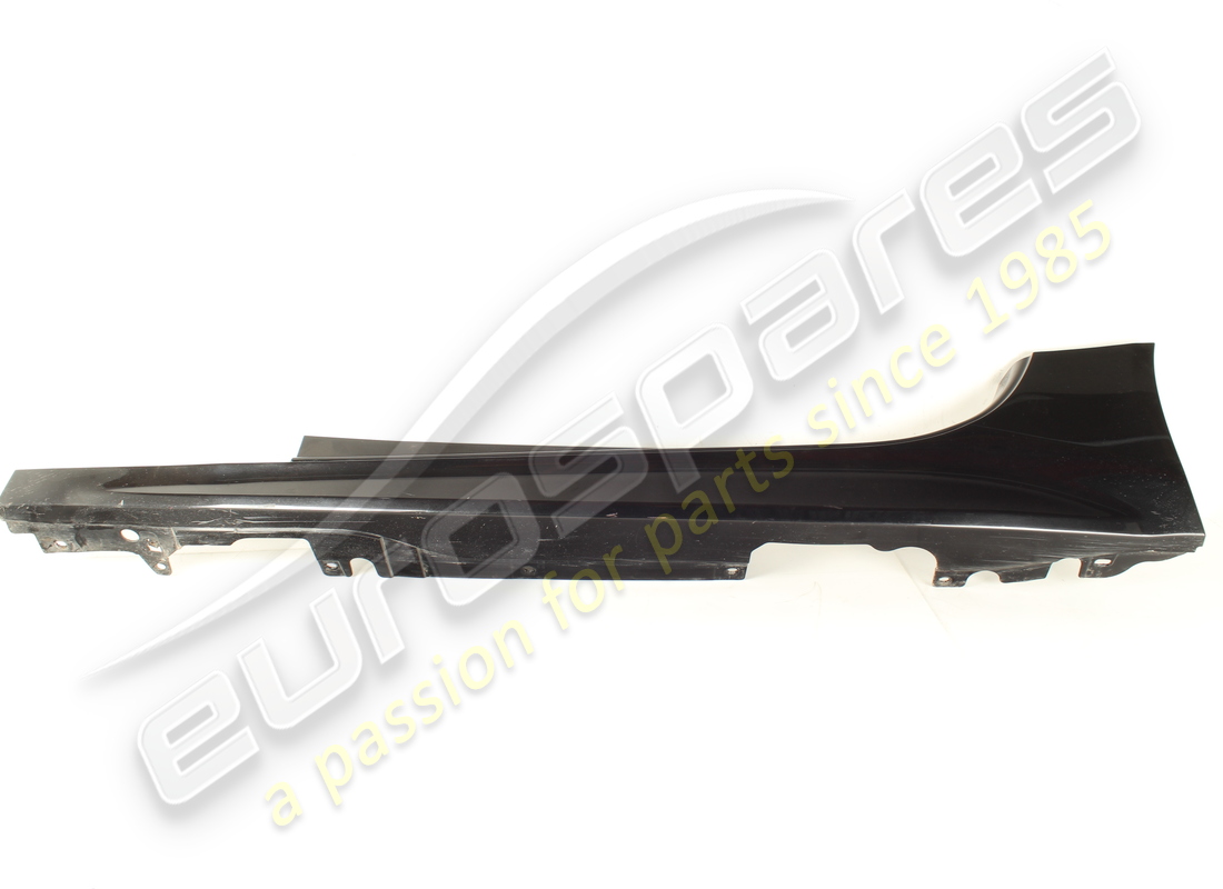 USED Ferrari COMPLETE LH SILL TRIM . PART NUMBER 85153810 (1)