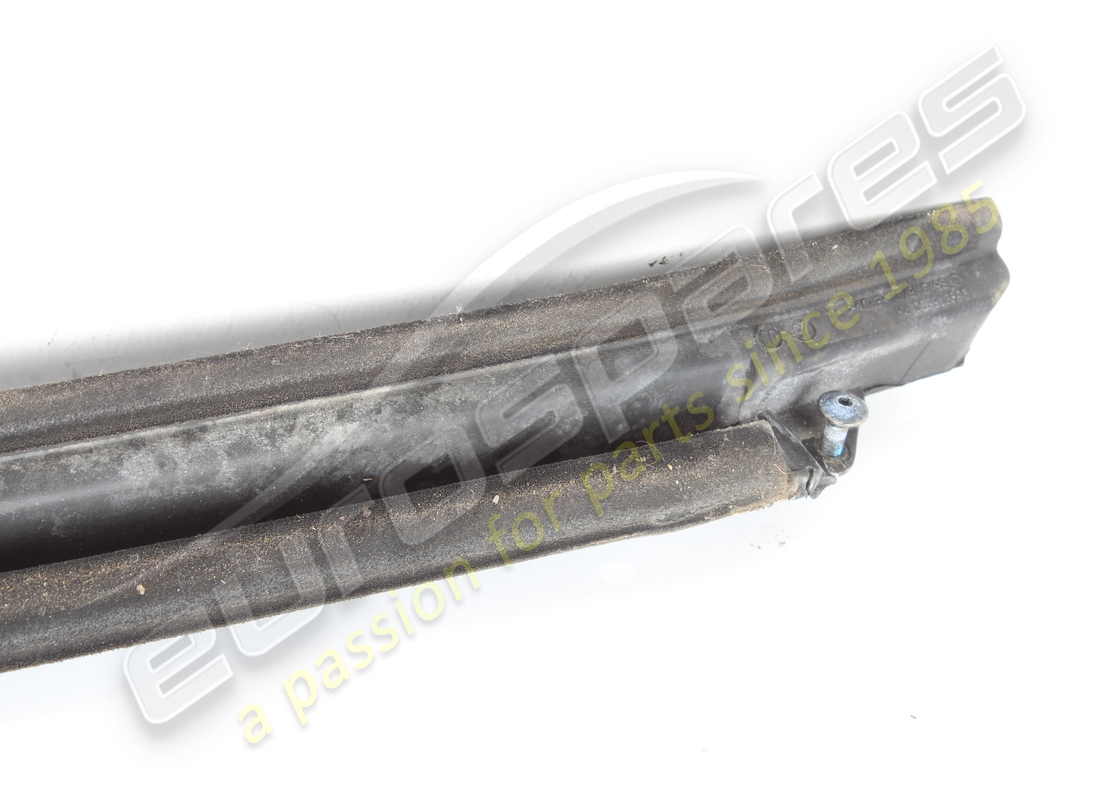 USED FERRARI RH OUTER BELT-LINE SEAL. PART NUMBER 85219600 (3) used ferrari rh outer belt-line seal. part number 85219600 (3)