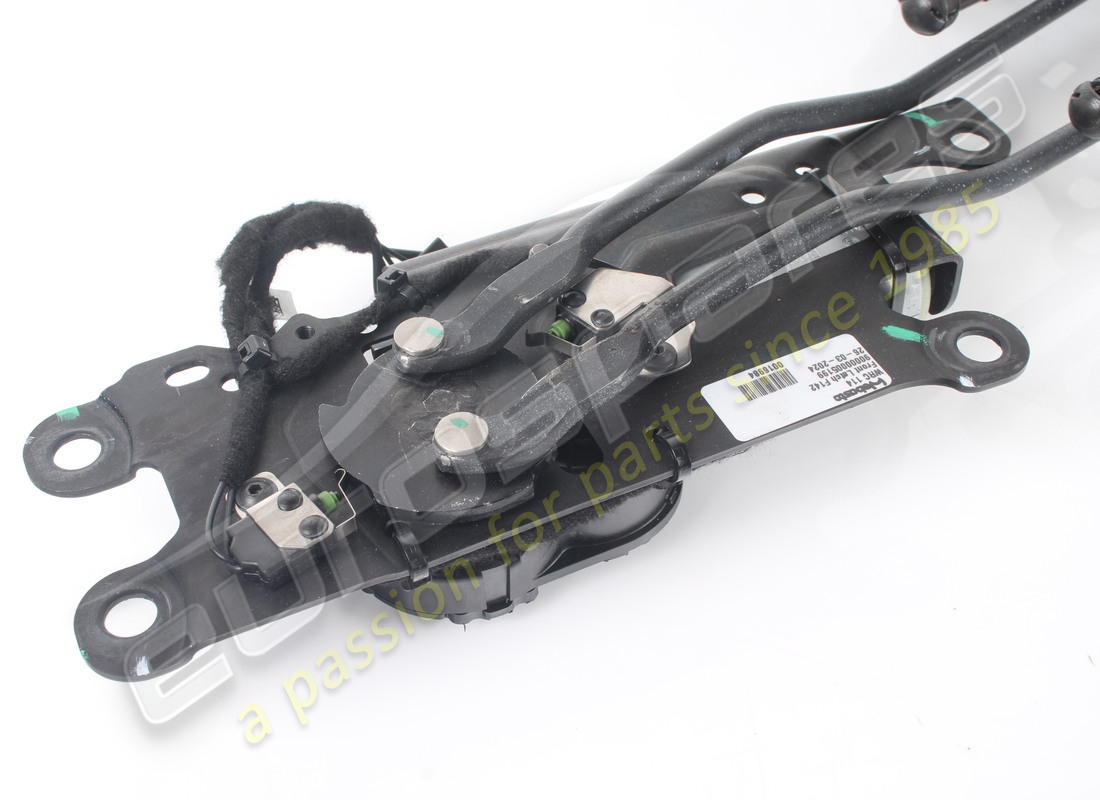 used ferrari latch system complete. part number 83977800 (2)