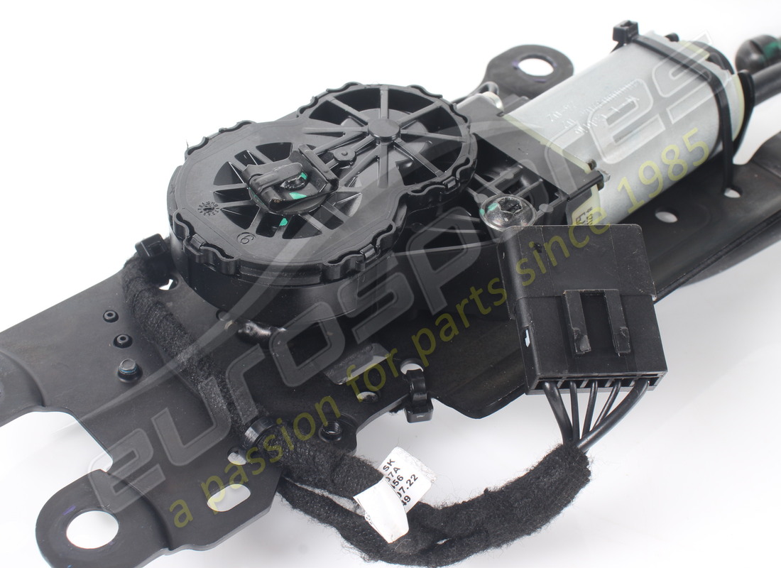 used ferrari latch system complete. part number 83977800 (5)