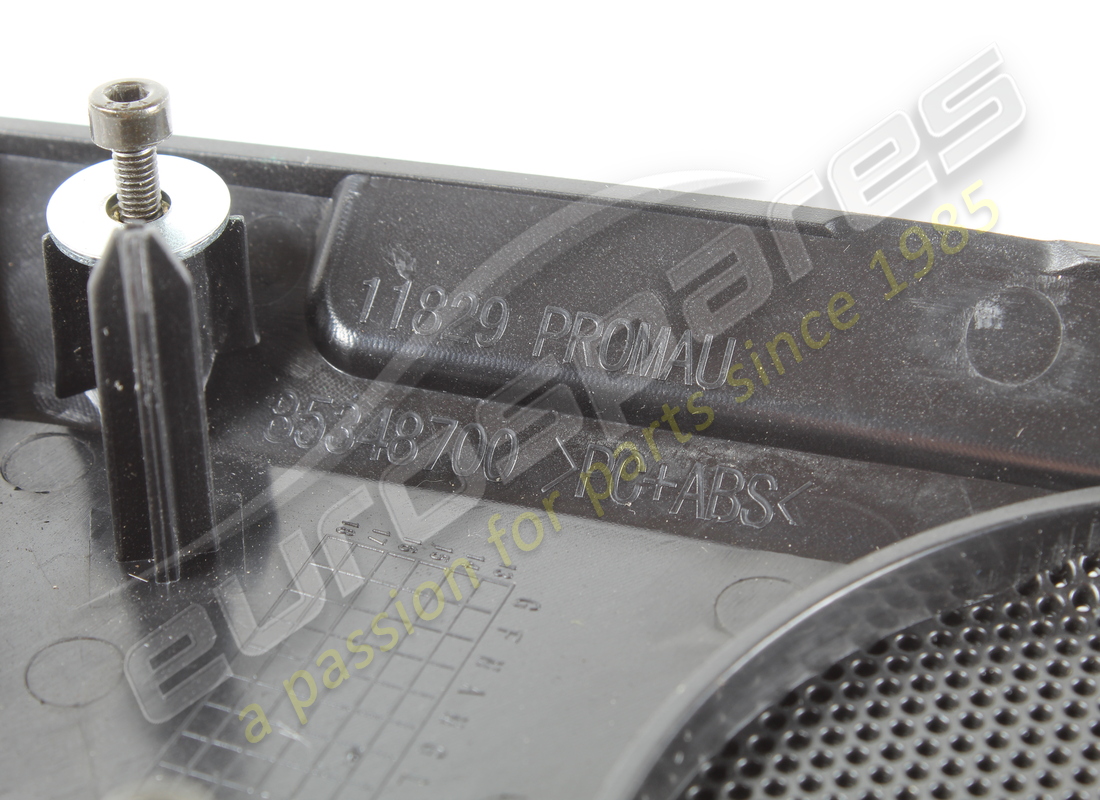 used ferrari lh grill speaker. part number 85348700 (3)