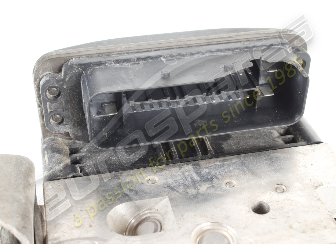 USED FERRARI HYDRAULIC UNIT. PART NUMBER 286009 (5) used ferrari hydraulic unit. part number 286009 (5)