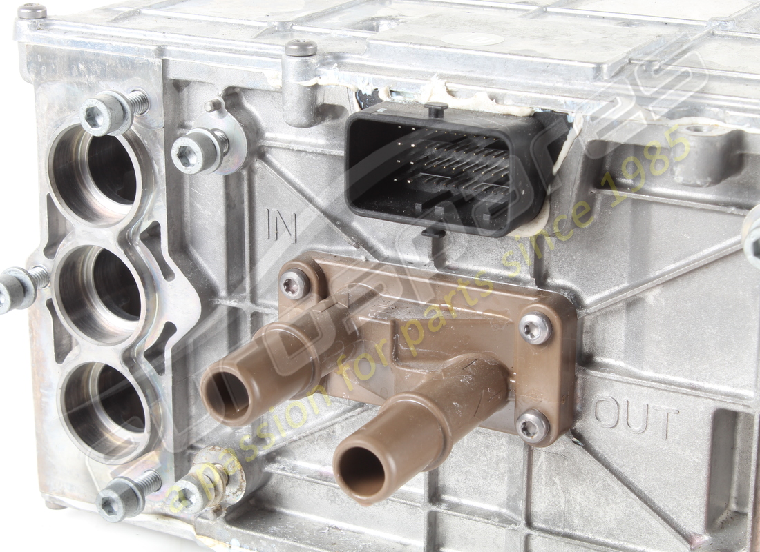 USED FERRARI HOUSING INVERTER P2 LIV D. PART NUMBER 805892 (2) used ferrari housing inverter p2 liv d. part number 805892 (2)