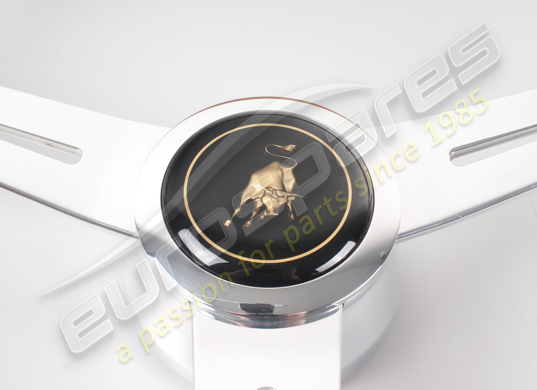 NEW OE 350-400 GT STEERING WHEEL. PART NUMBER 004303066 (2) new oe 350-400 gt steering wheel. part number 004303066 (2)