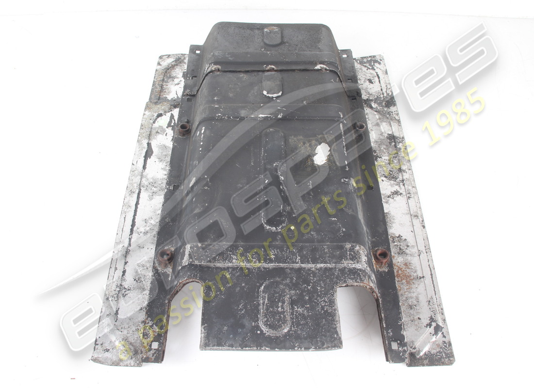 USED Maserati BULKHEAD . PART NUMBER 379000118 (1)