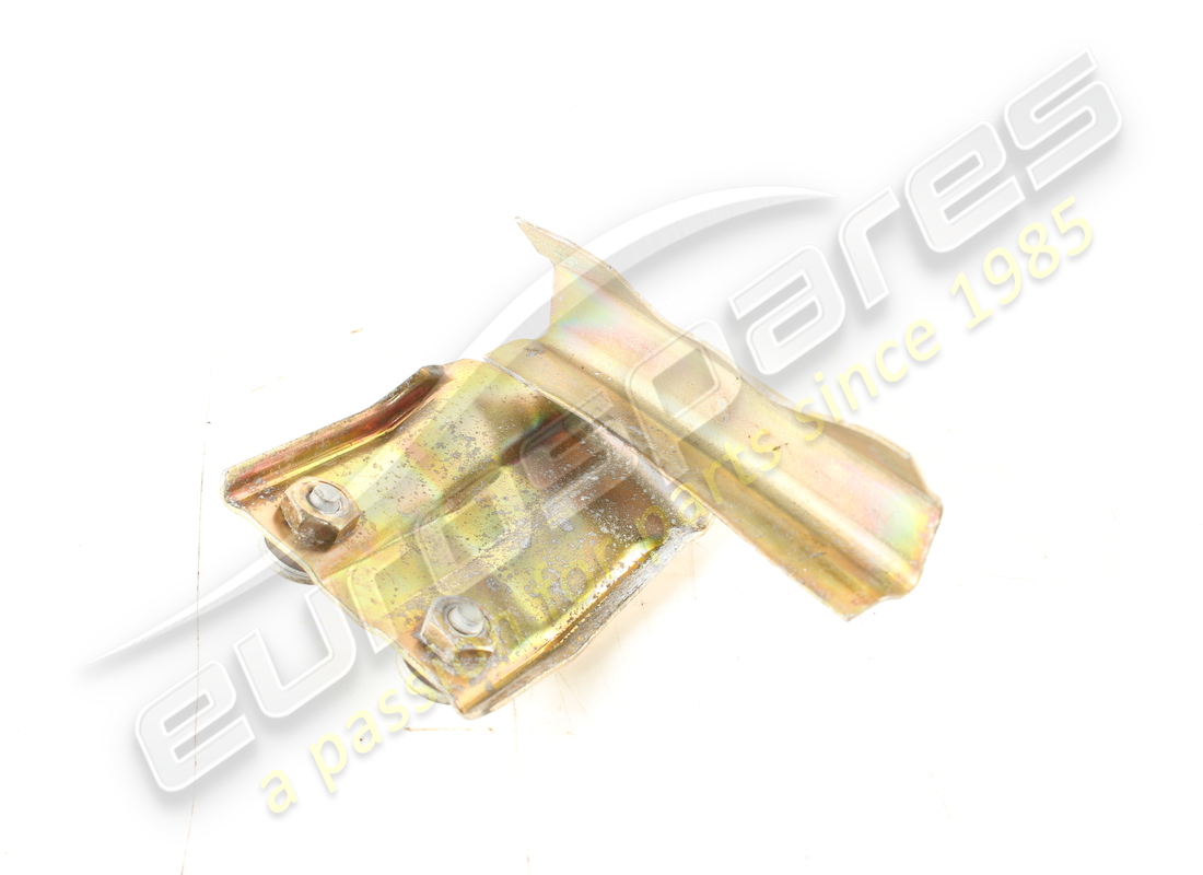 used maserati lh rear glass guide. part number 67271500 (3)