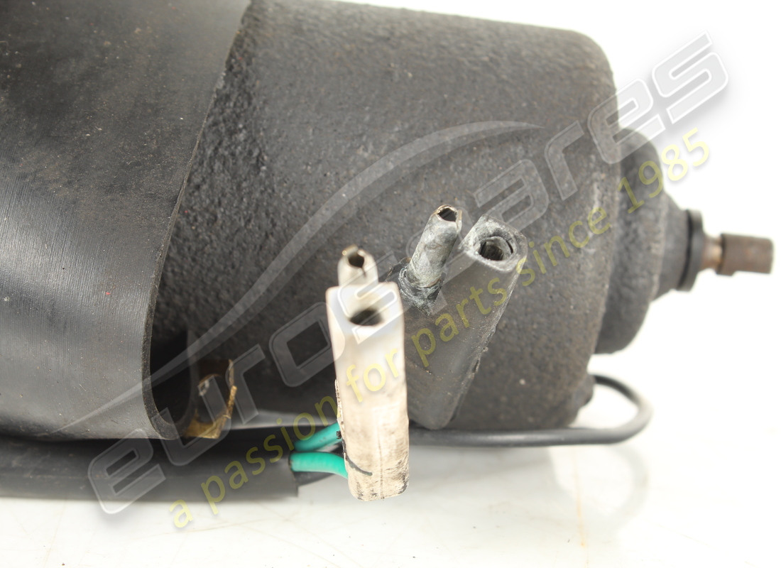 used ferrari headlight lifting motor. part number 172535 (2)