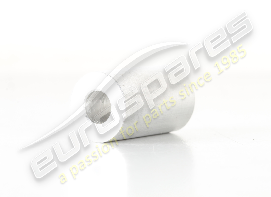 NEW PORSCHE SLEEVE. PART NUMBER 99320740700 (2) new porsche sleeve. part number 99320740700 (2)