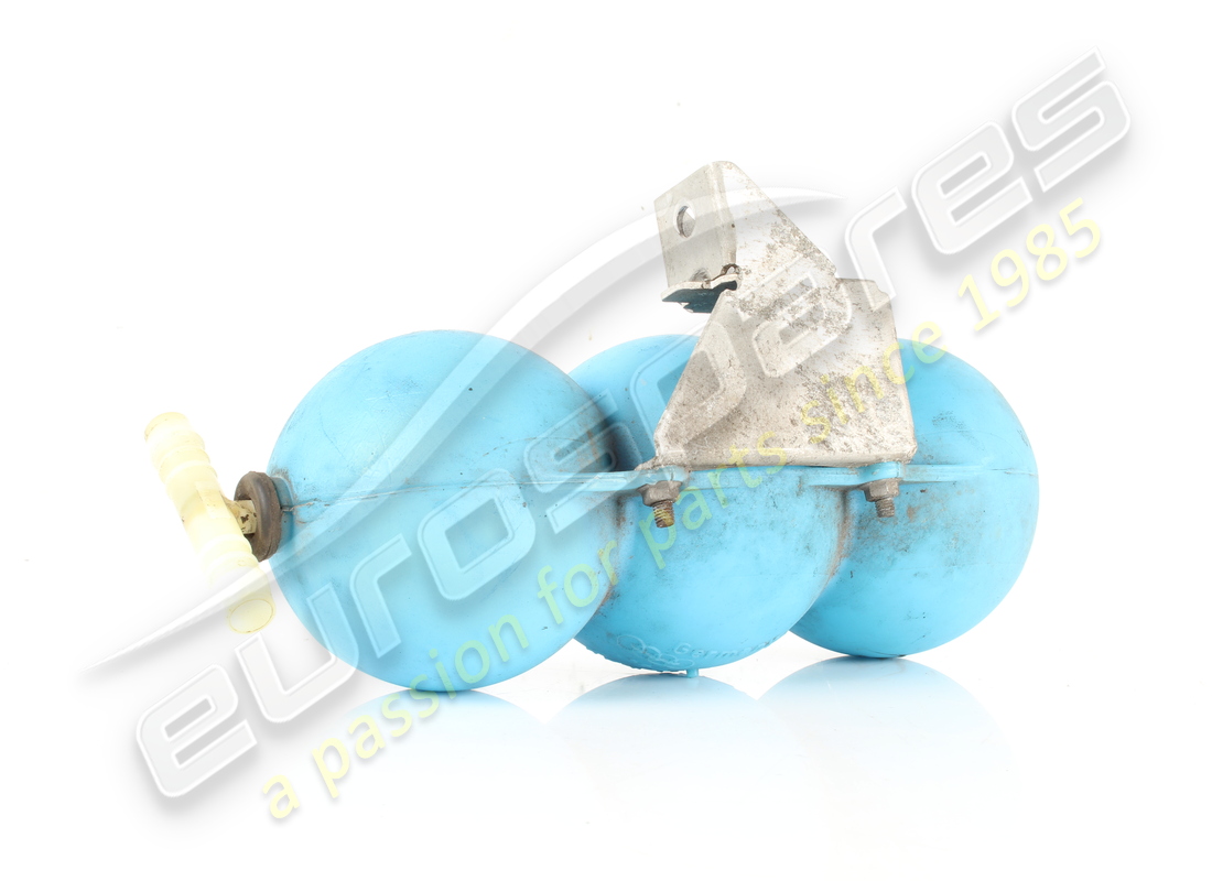 USED LAMBORGHINI VACUUM TANK ASSEMBLY. PART NUMBER 443131541 (2) used lamborghini vacuum tank assembly. part number 443131541 (2)