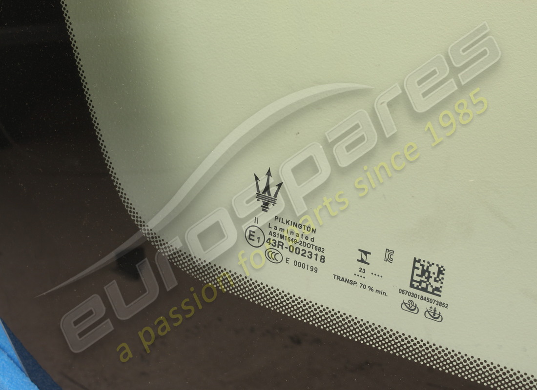 NEW MASERATI WINDSHIELD GLASS. PART NUMBER 673015676 (2) new maserati windshield glass. part number 673015676 (2)