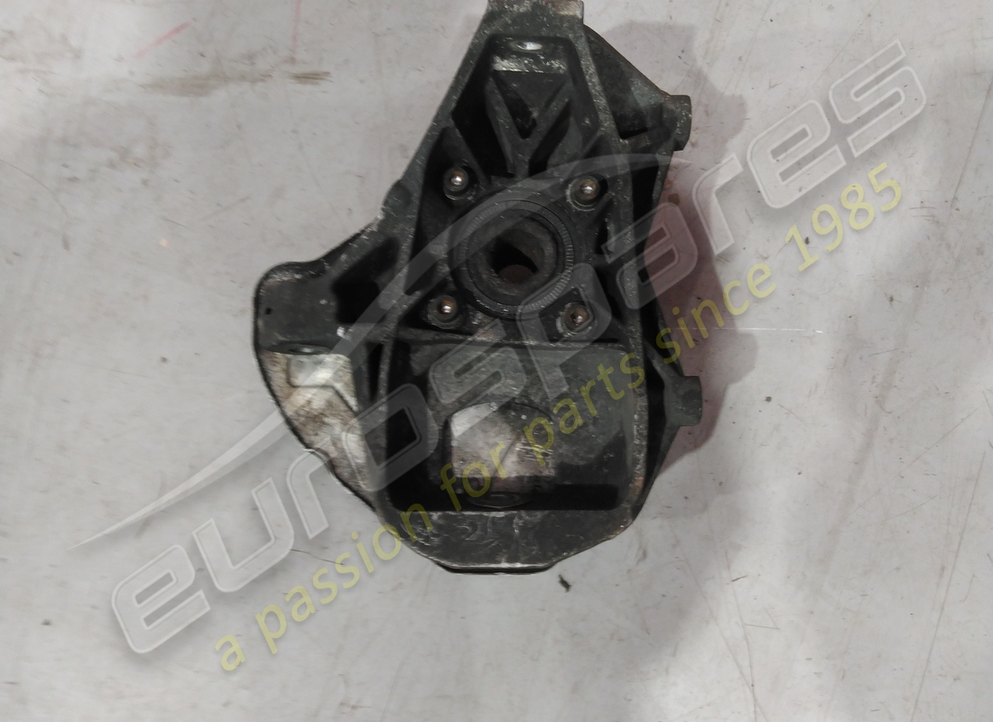 used eurospares right hand knuckle hub and bearing and heat shield. part number eap1384843 (2)