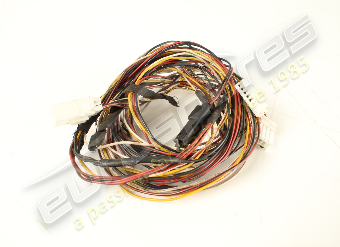 USED FERRARI CABLES. PART NUMBER 153105 (1) used ferrari cables. part number 153105 (1)