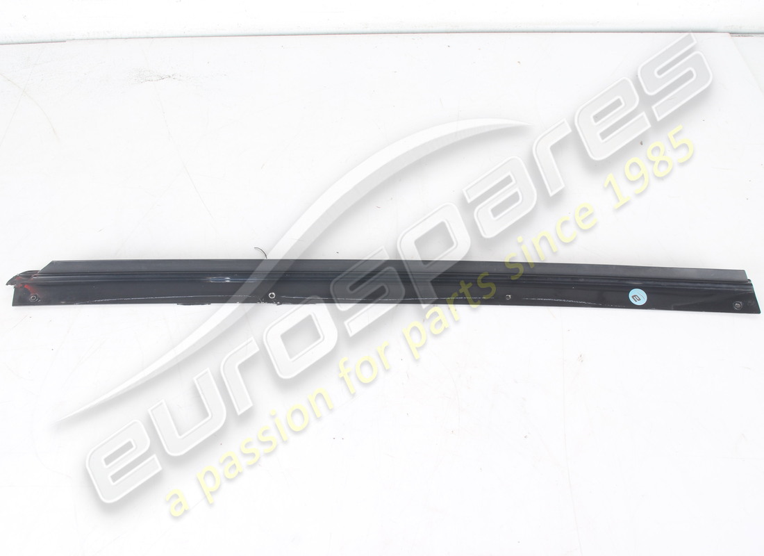 USED FERRARI LH MOULDING GTS. PART NUMBER 60872600 (2) used ferrari lh moulding gts. part number 60872600 (2)