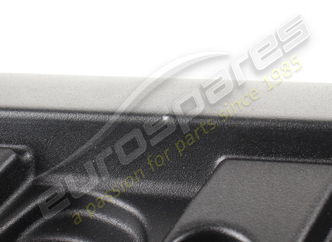 NEW (OTHER) LAMBORGHINI CYLINDER HEAD COVER. PART NUMBER 07L103475F (4) new (other) lamborghini cylinder head cover. part number 07l103475f (4)