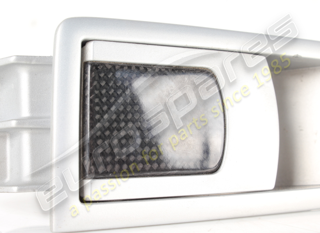 used ferrari rh door handle lhd part number 83924400 (2)