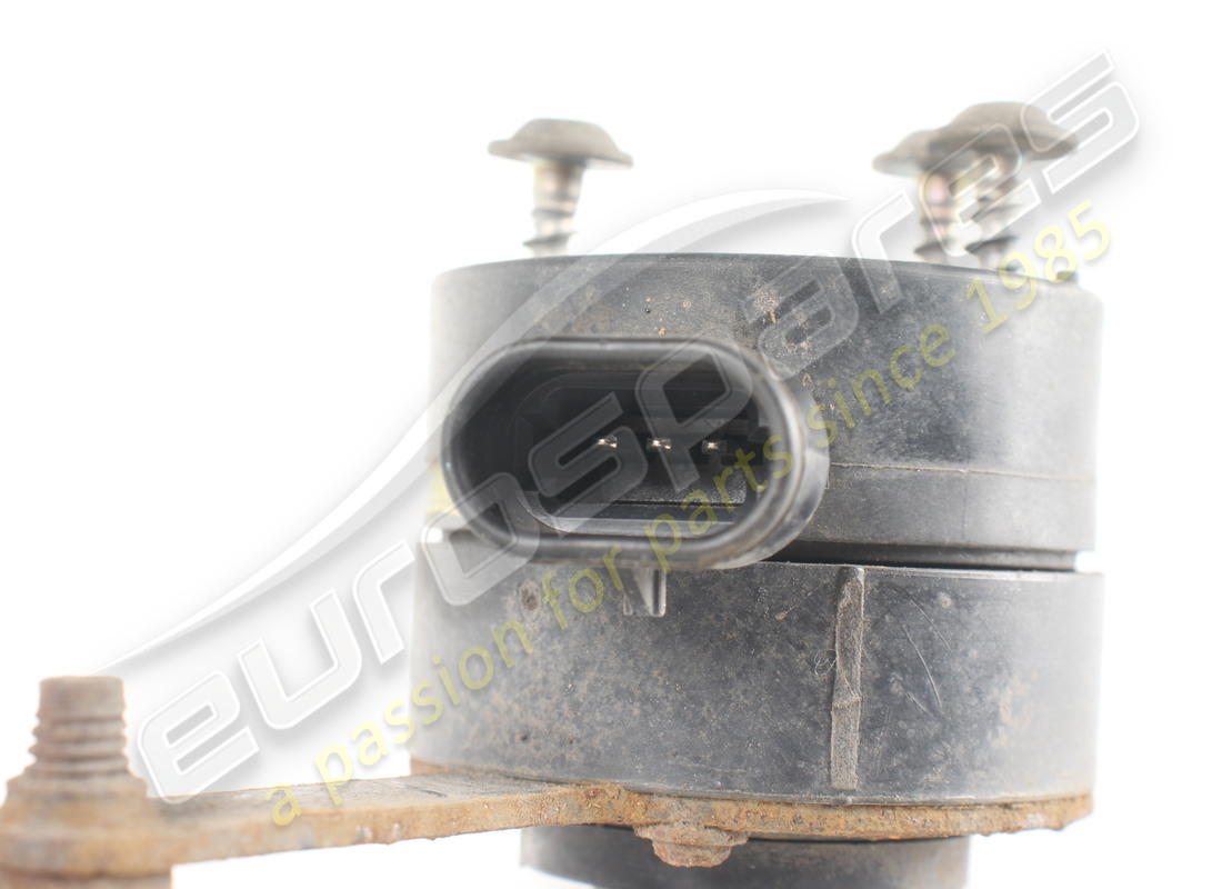 used ferrari complete front rh motion senso. part number 253164 (2)