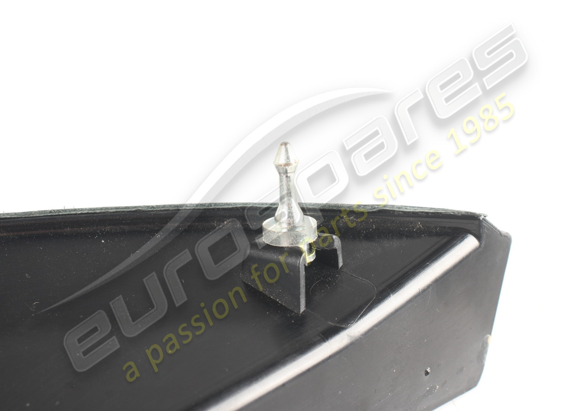 USED FERRARI RH LATERAL END PANEL. PART NUMBER 85329900 (3) used ferrari rh lateral end panel. part number 85329900 (3)