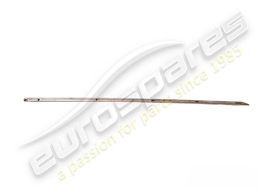 NEW FERRARI RH LOWER MOULDING. PART NUMBER 60672600 (3) new ferrari rh lower moulding. part number 60672600 (3)