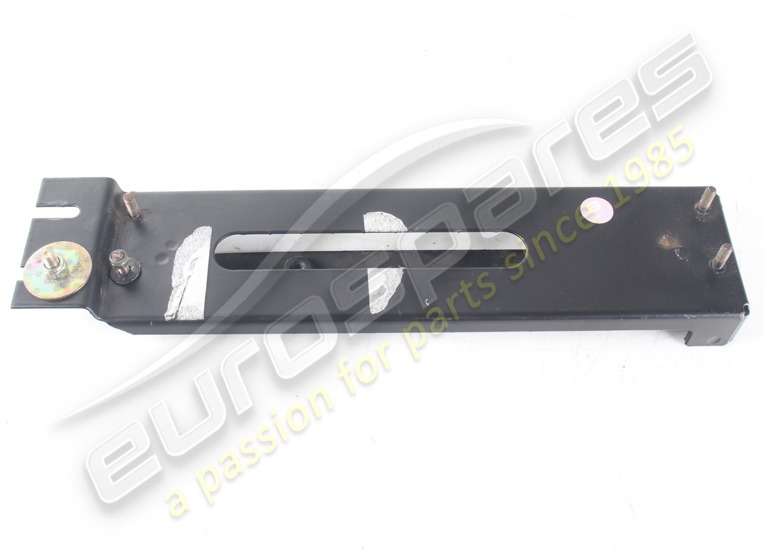 used maserati cd charger support. part number 388100160 (3)