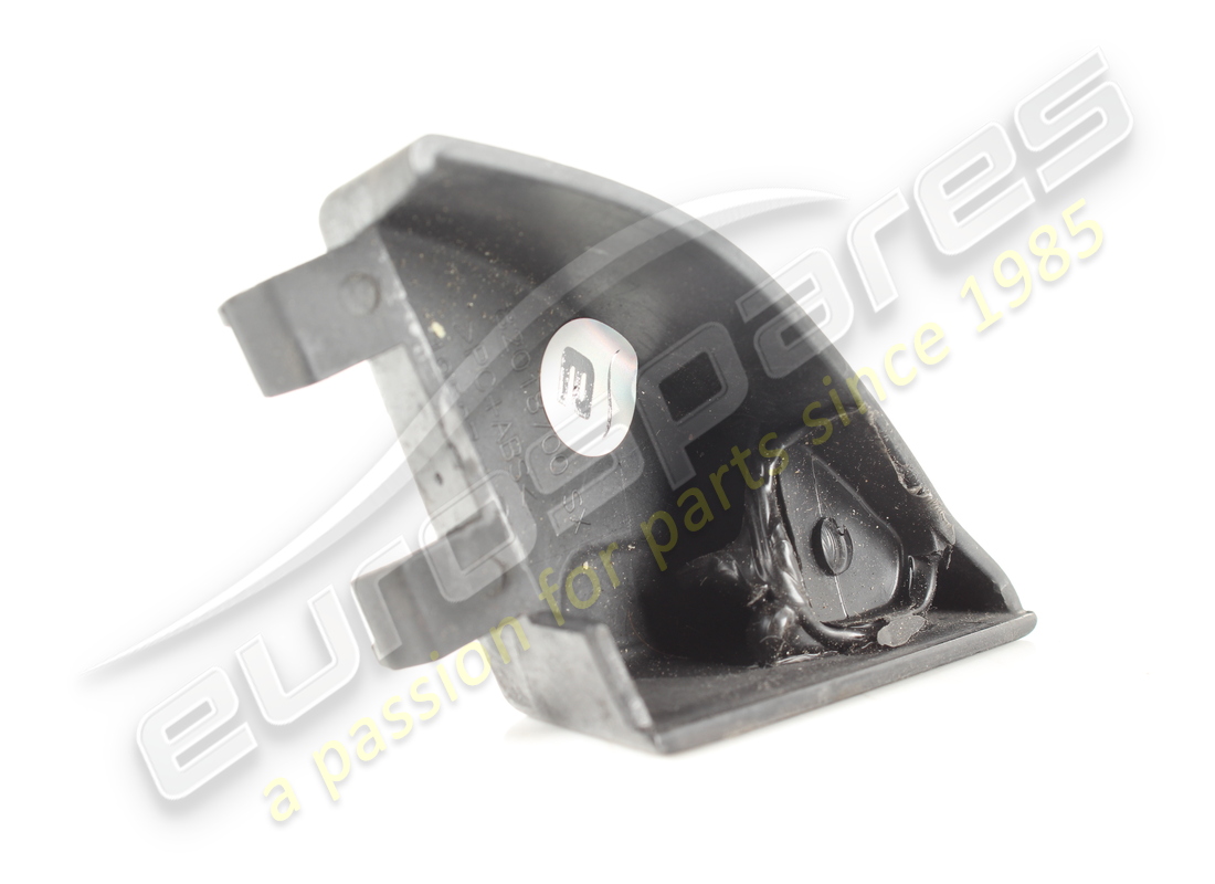 used ferrari lh door triangle trim. part number 82018700 (2)