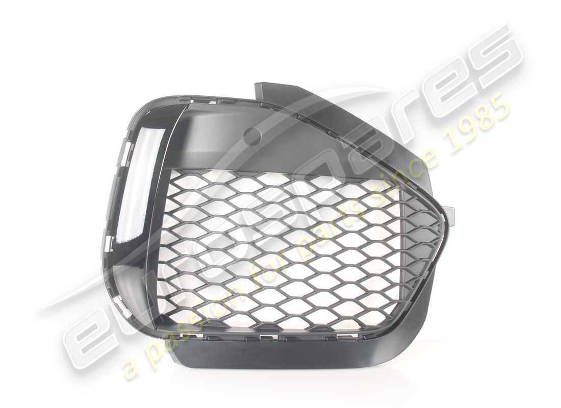 NEW MASERATI RH FRONT BUMPER GRILLE. PART NUMBER 670198175 (2) new maserati rh front bumper grille. part number 670198175 (2)