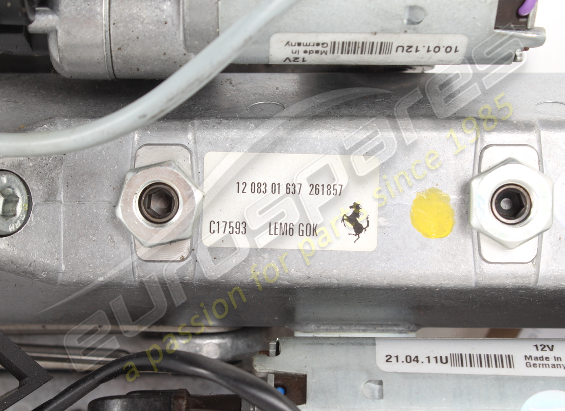 USED FERRARI COMPLETE STEERING COLUMN. PART NUMBER 261857 (7) used ferrari complete steering column. part number 261857 (7)