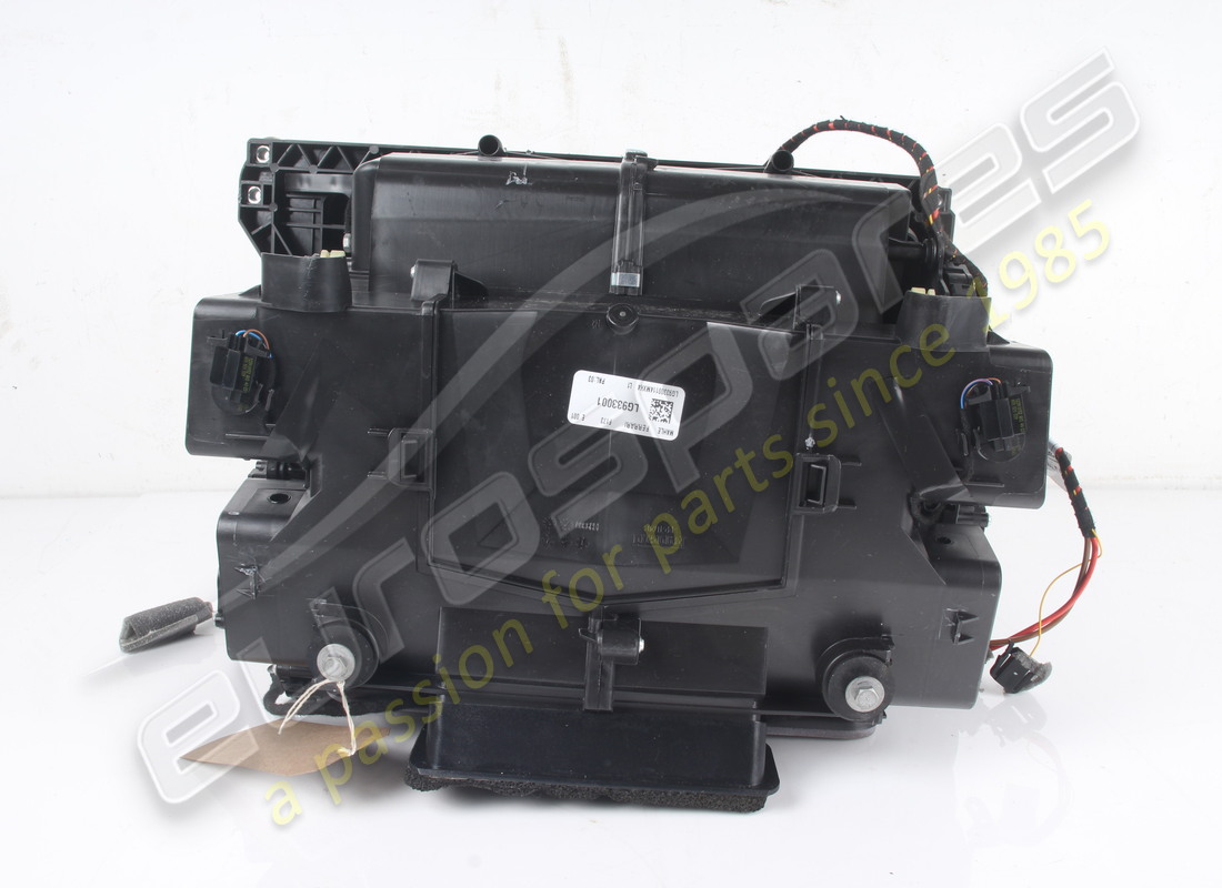 USED FERRARI COMPLETE EVAPORATOR. PART NUMBER 965060 (3) used ferrari complete evaporator. part number 965060 (3)