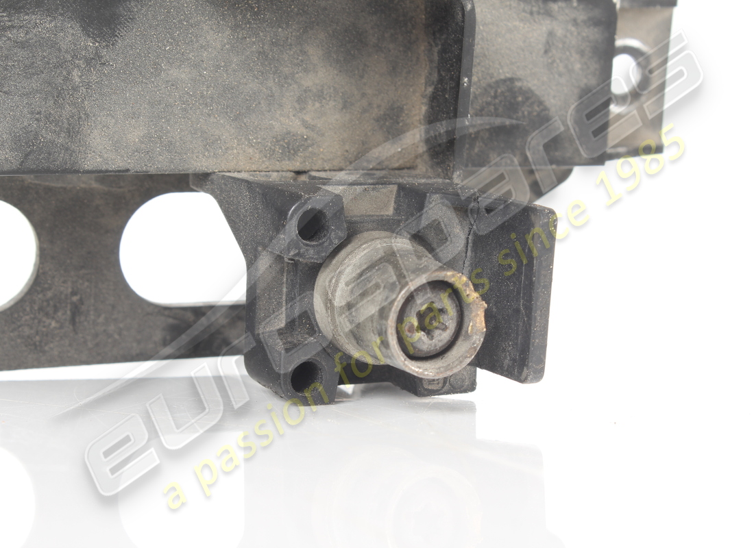 USED FERRARI BATTERY RETAINER COMPLETE WI. PART NUMBER 272464 (3) used ferrari battery retainer complete wi. part number 272464 (3)