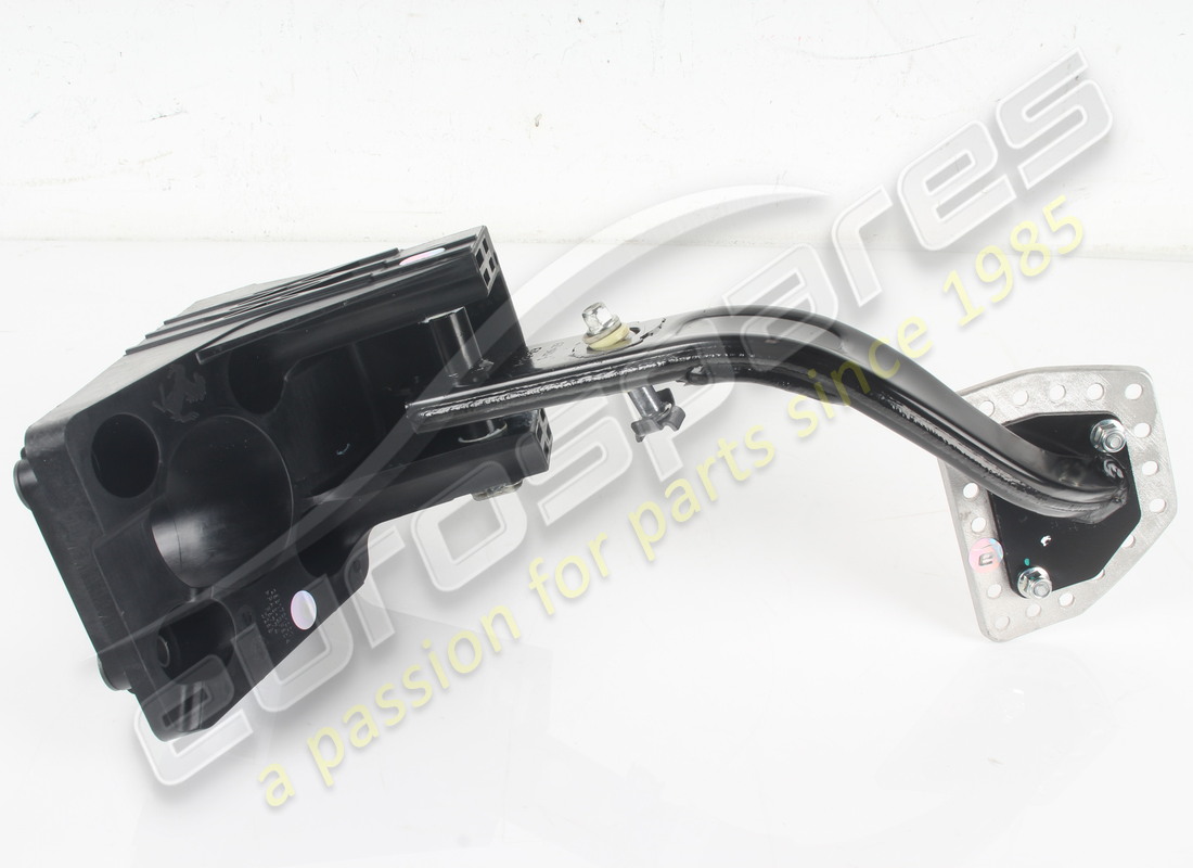 used ferrari complete pedal board. part number 773370 (6)