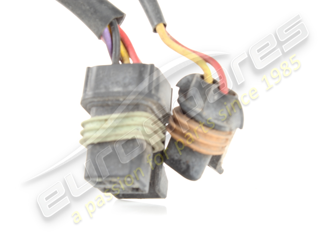 USED FERRARI CATALYTIC CONTROL UNIT (WITHOUT CONNECTOR BLOC). PART NUMBER 142581 (4) used ferrari catalytic control unit (without connector bloc). part number 142581 (4)