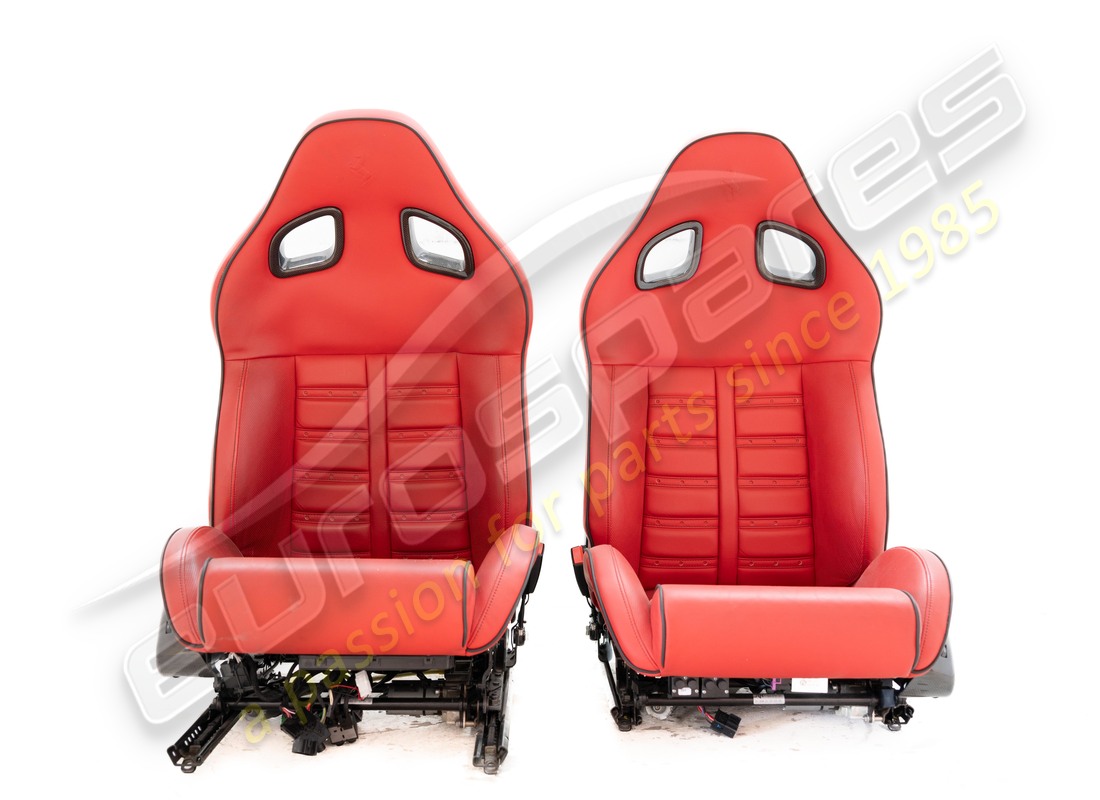 USED FERRARI CARBON SEATS (RHD). PART NUMBER EAP1552588 (1) used ferrari carbon seats (rhd). part number eap1552588 (1)