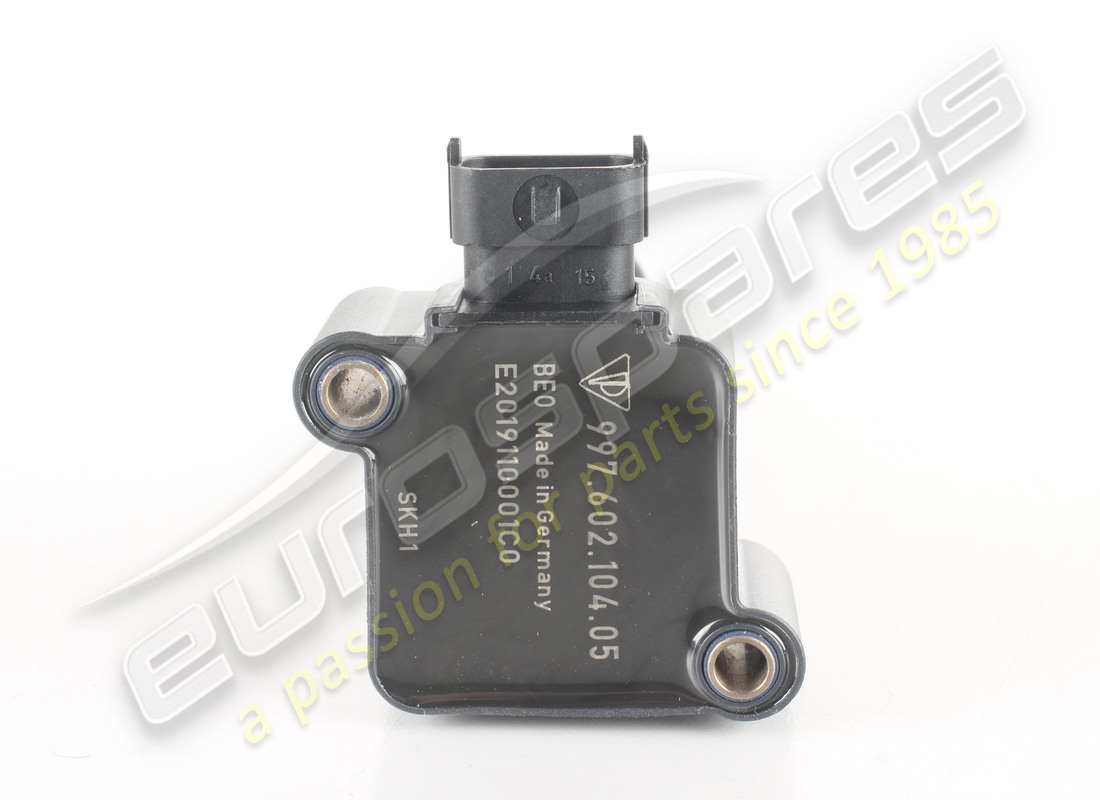 NEW PORSCHE IGNITION COIL WITH SPARK PLUG CONNECTOR. PART NUMBER 99760210405 (2) new porsche ignition coil with spark plug connector. part number 99760210405 (2)