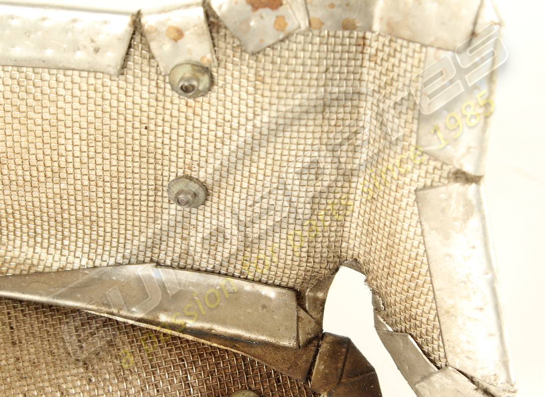 USED FERRARI COMPLETE RH FRONT HEAD HEAT SH. PART NUMBER 295112 (2) used ferrari complete rh front head heat sh. part number 295112 (2)