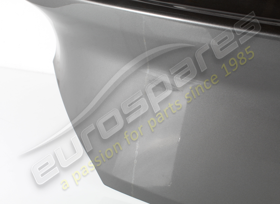 used ferrari tailgate assembly. part number 84025411 (4)