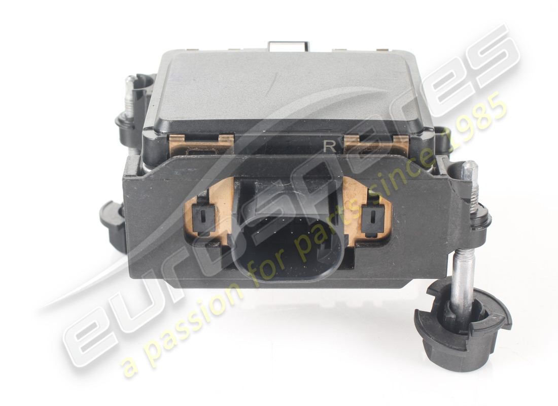 USED FERRARI MEDIUM RANGE RADAR EDS CON C. PART NUMBER 817563 (4) used ferrari medium range radar eds con c. part number 817563 (4)