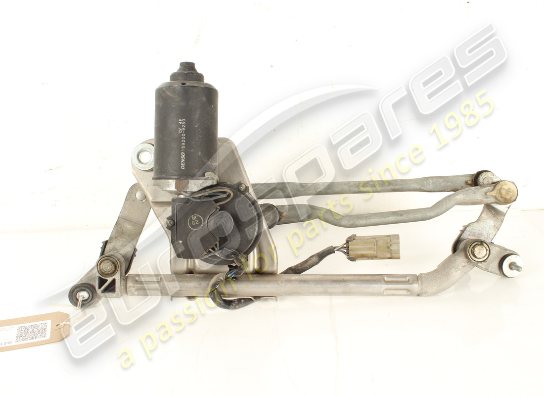 used ferrari windscreen wiper with motor. part number 84108900 (3)
