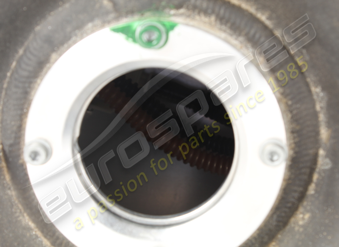 USED FERRARI FUEL TANK. PART NUMBER 269702 (5) used ferrari fuel tank. part number 269702 (5)