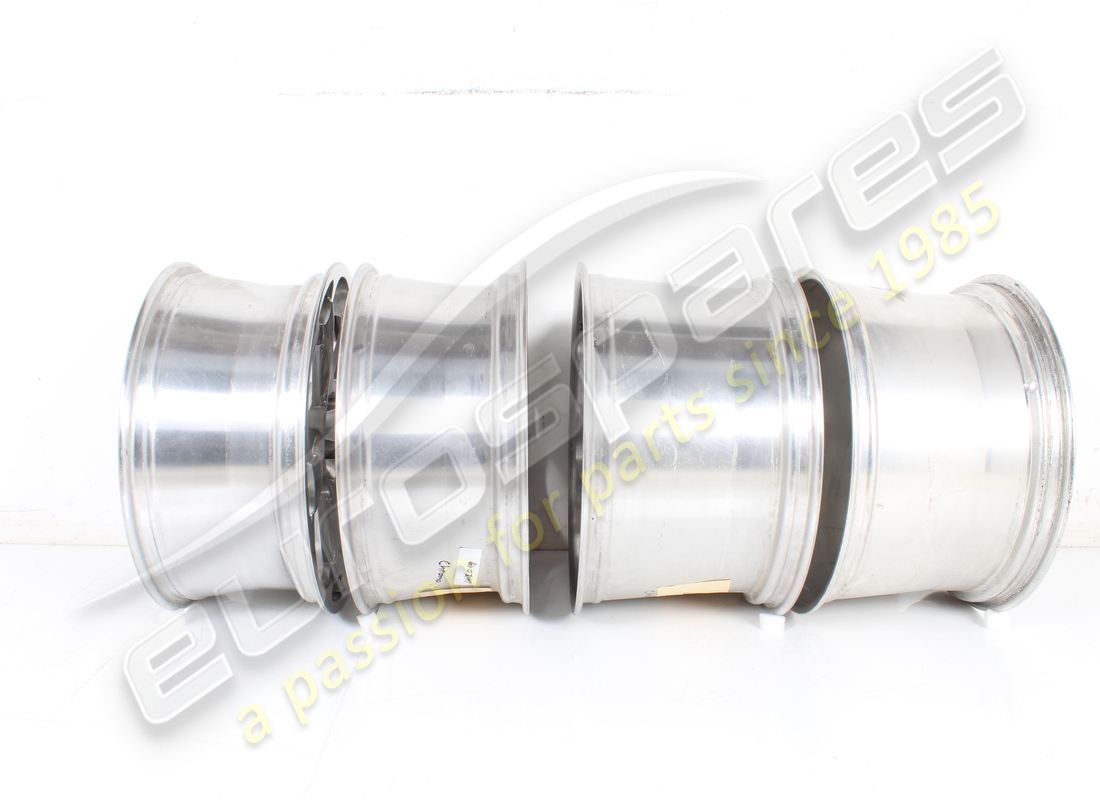 used lamborghini cassiopea wheel set (silver). part number 0r1400091 (23)