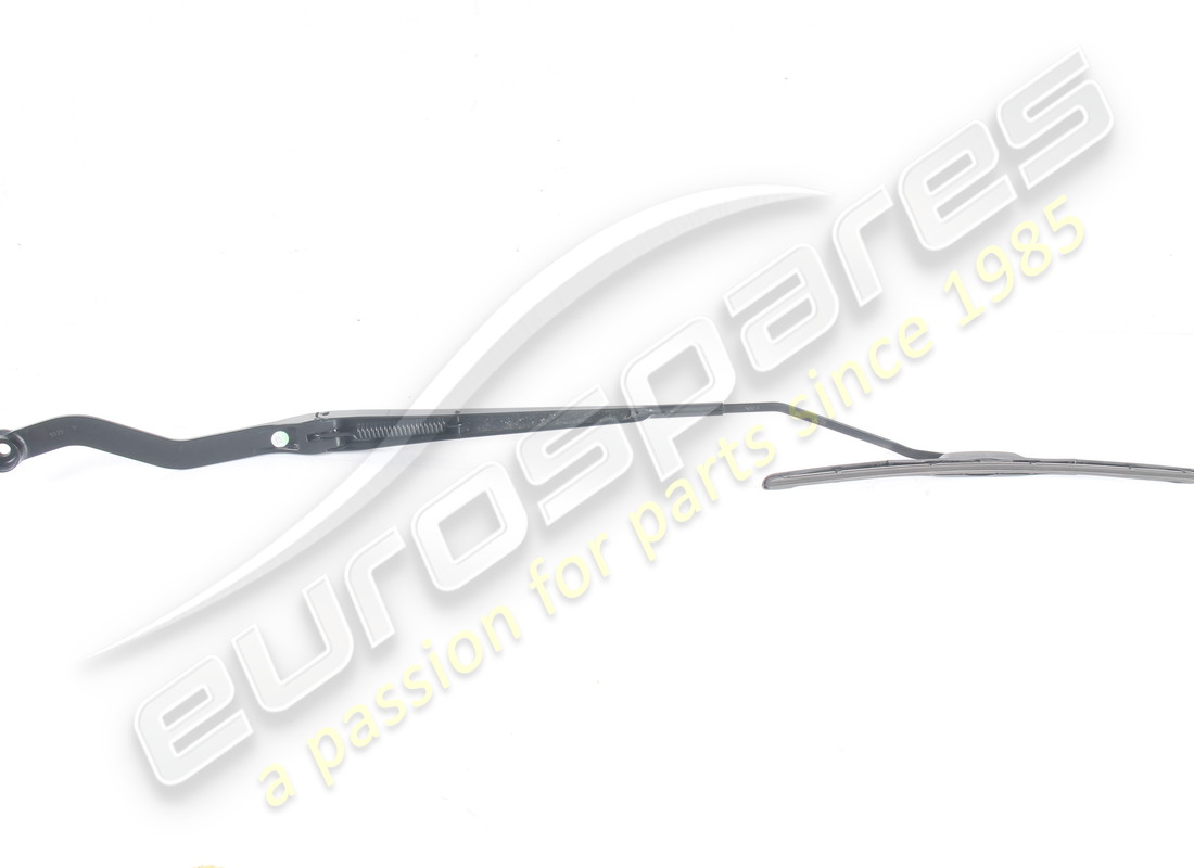 USED Ferrari PASSENGER SIDE WINDSCREEN WI . PART NUMBER 83994500 (1)