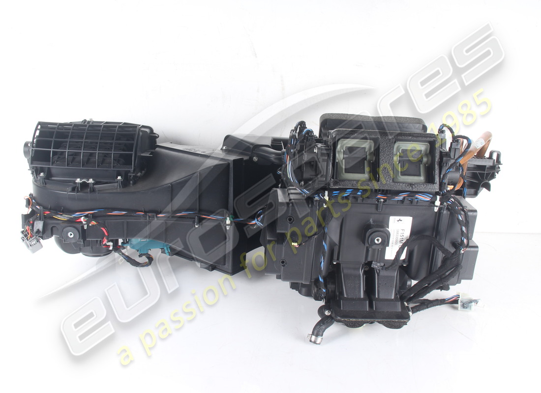 used ferrari complete air conditioning unit. part number 88330900 (5)