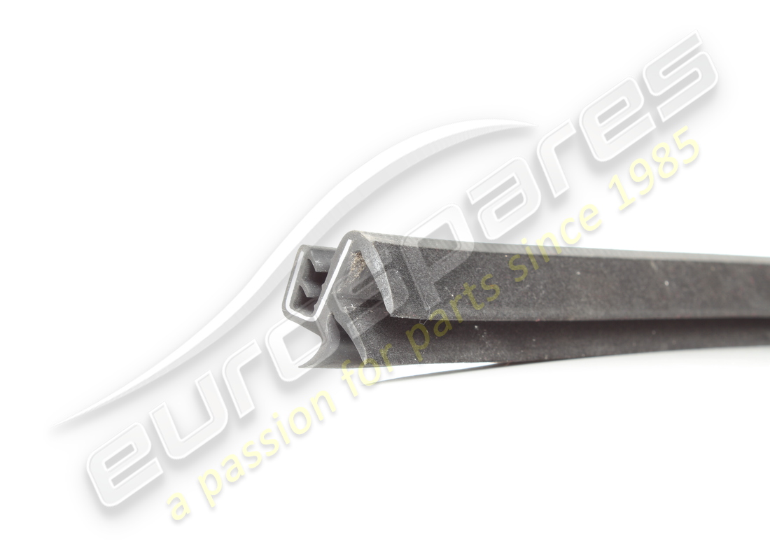 USED FERRARI GUARNIZ.FILO CINTURA INT.POR. PART NUMBER 861175 (2) used ferrari guarniz.filo cintura int.por. part number 861175 (2)