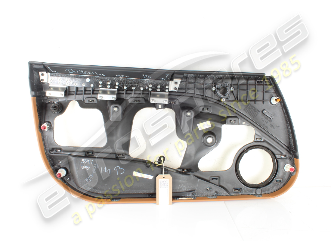 USED FERRARI RH DOOR PANNEL. PART NUMBER 86454704 (2) used ferrari rh door pannel. part number 86454704 (2)